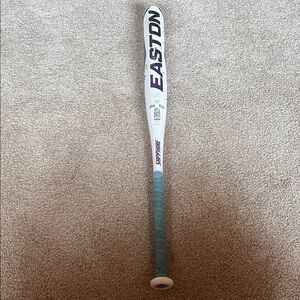 Easton Sapphire Softball Bat - 32” 20oz.